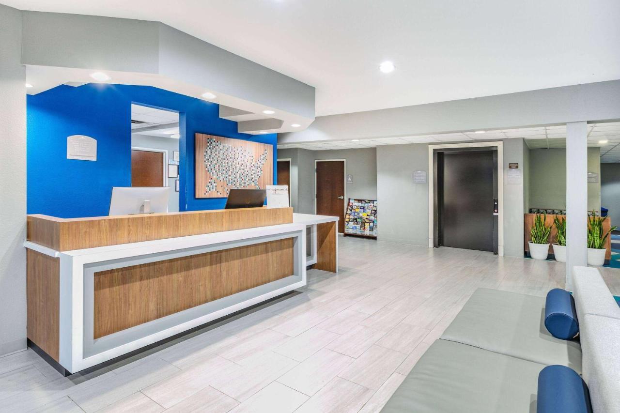 Microtel Inn & Suites By Wyndham Austin Airport Ngoại thất bức ảnh